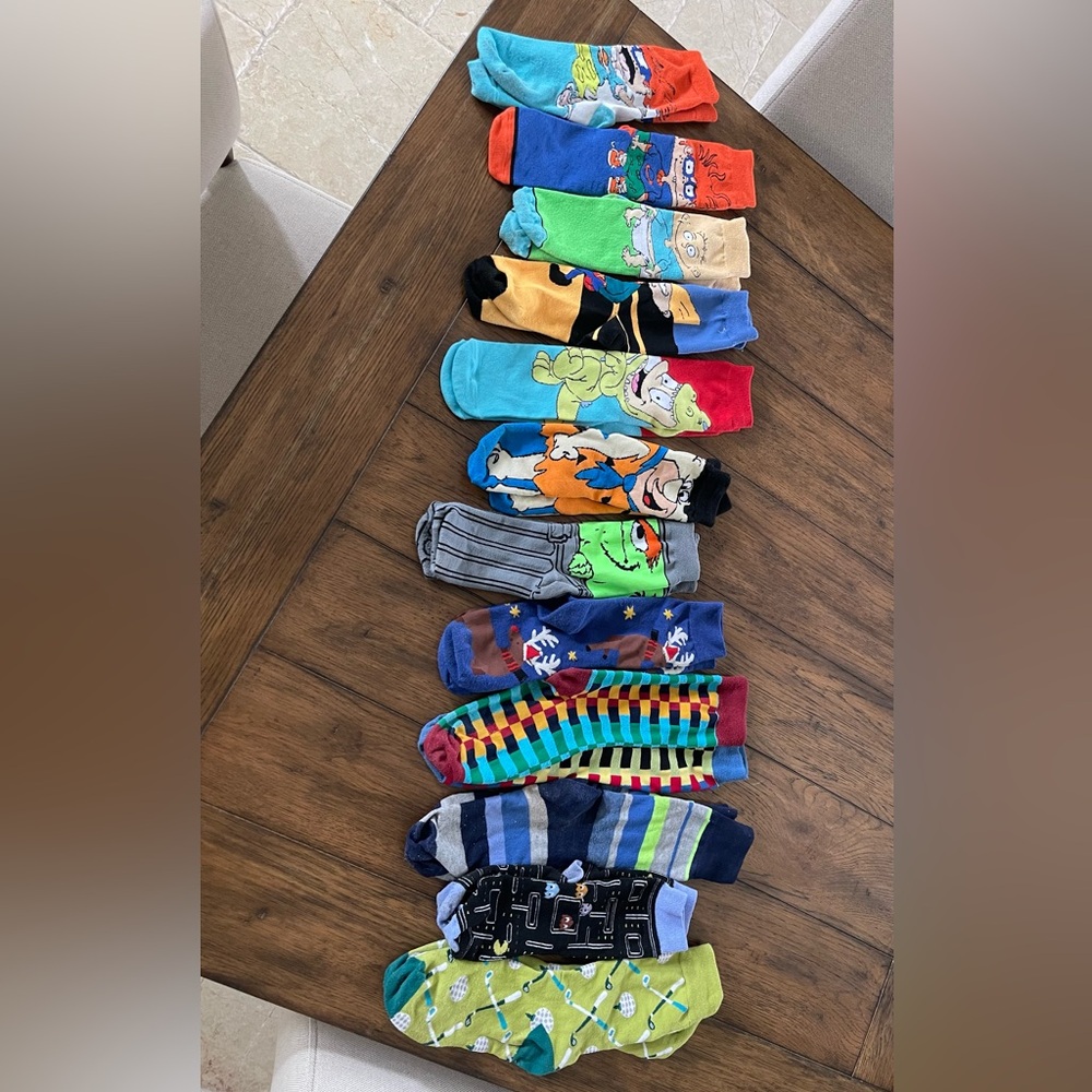 Fun socks themed men/women crew